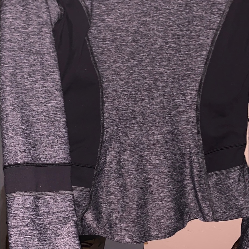 Lululemon jacket - Picture 5 of 9